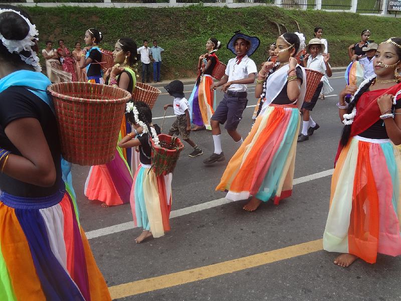 DSC03341.JPG - Sep 8-12, 2014 街頭遊行 (斯里蘭卡，可倫坡) [Parade, Colombo, Sri Lanka]-164